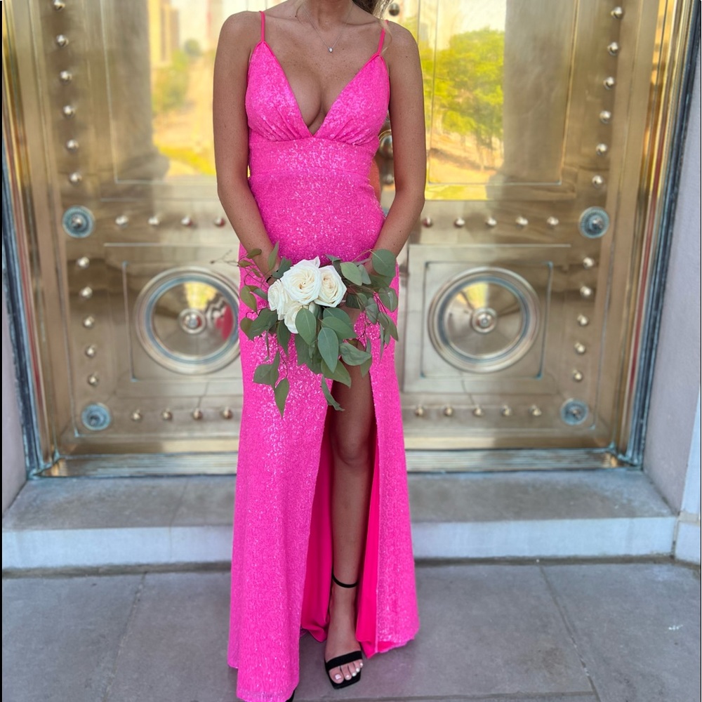 So Cute! Message Me With Questions! - image 1